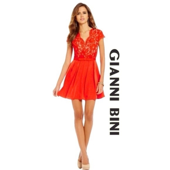 Gianni Bini Carina Lace Cocktail Dress Classy Chic Size S - Picture 1 of 9